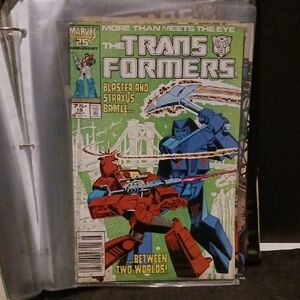 Transformers Comic Book - Blaster and Straxus Battle